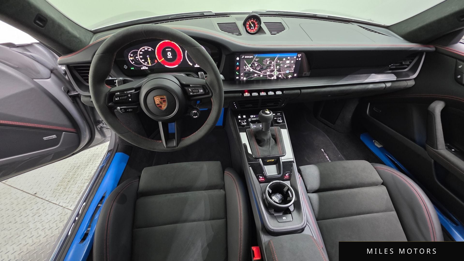 Porsche 911 (992) 2026 — миниатюра 7