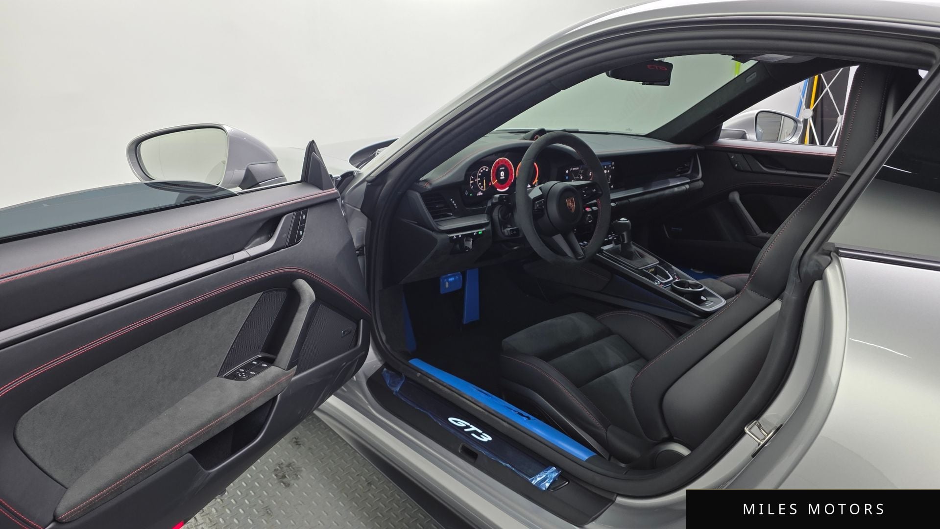 Porsche 911 (992) 2026 — миниатюра 10