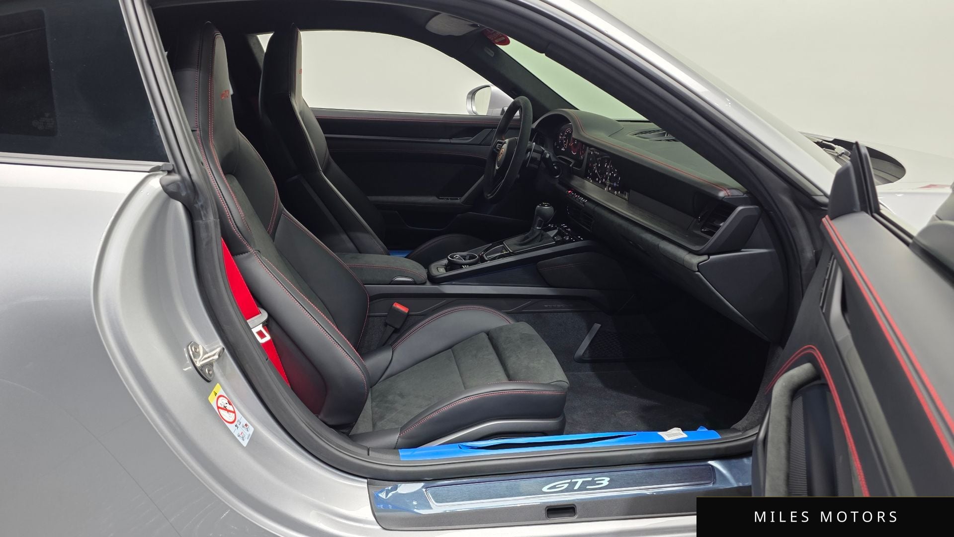 Porsche 911 (992) 2026 — миниатюра 11