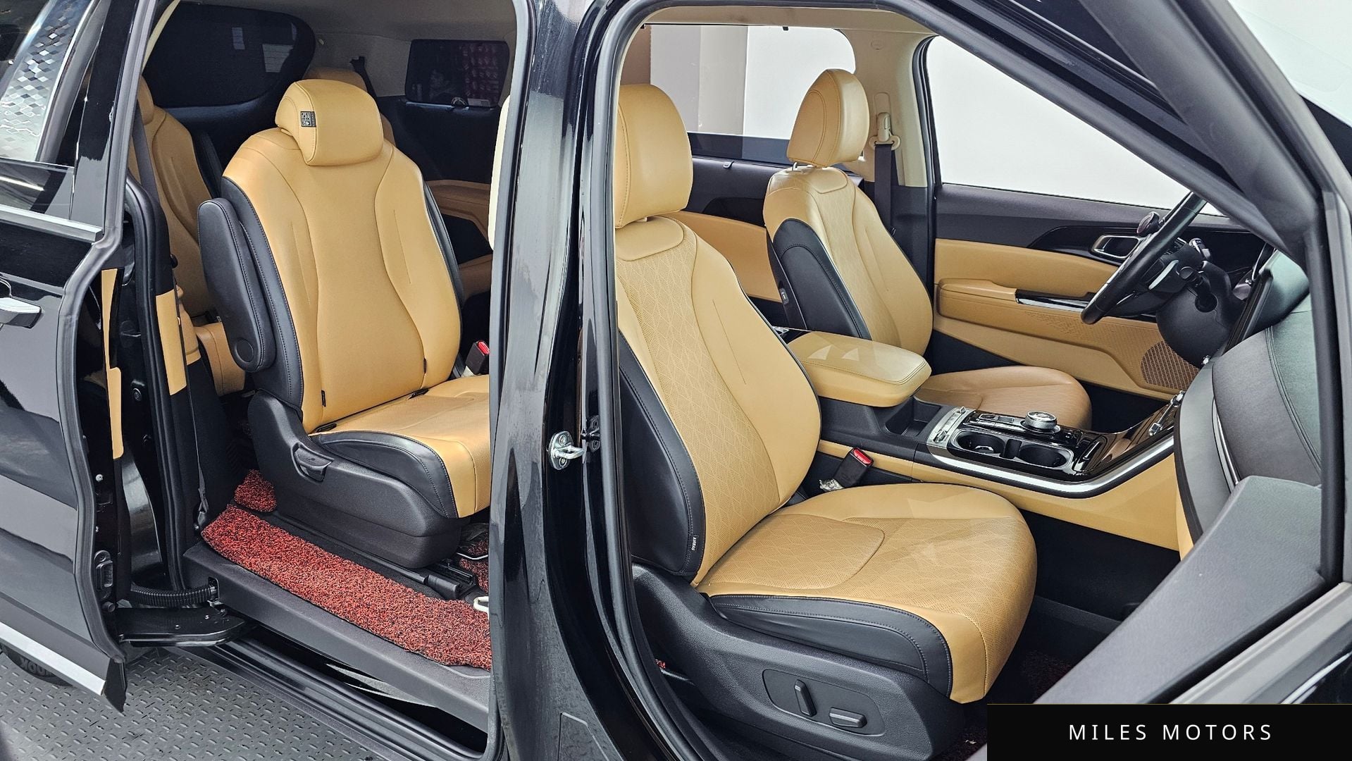 Kia Carnival 2021 — миниатюра 10