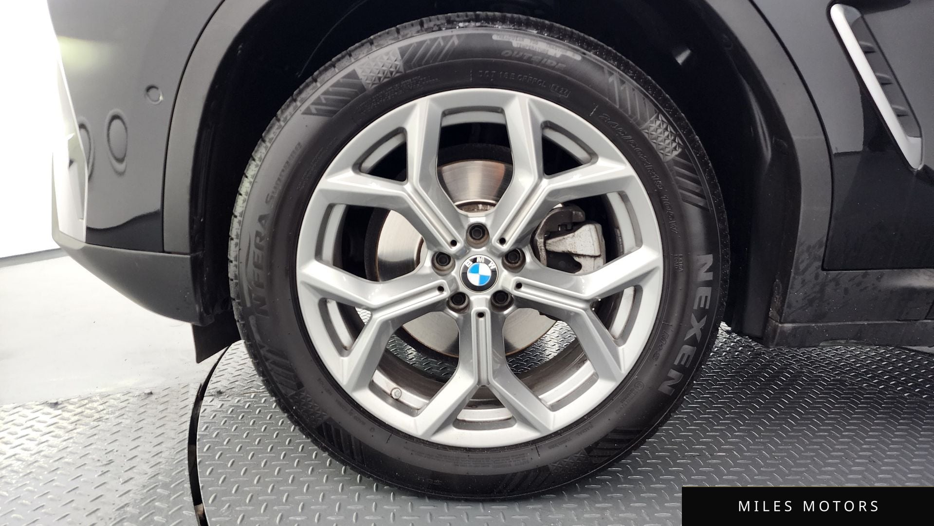 BMW X4 (G02) 2023 — миниатюра 5