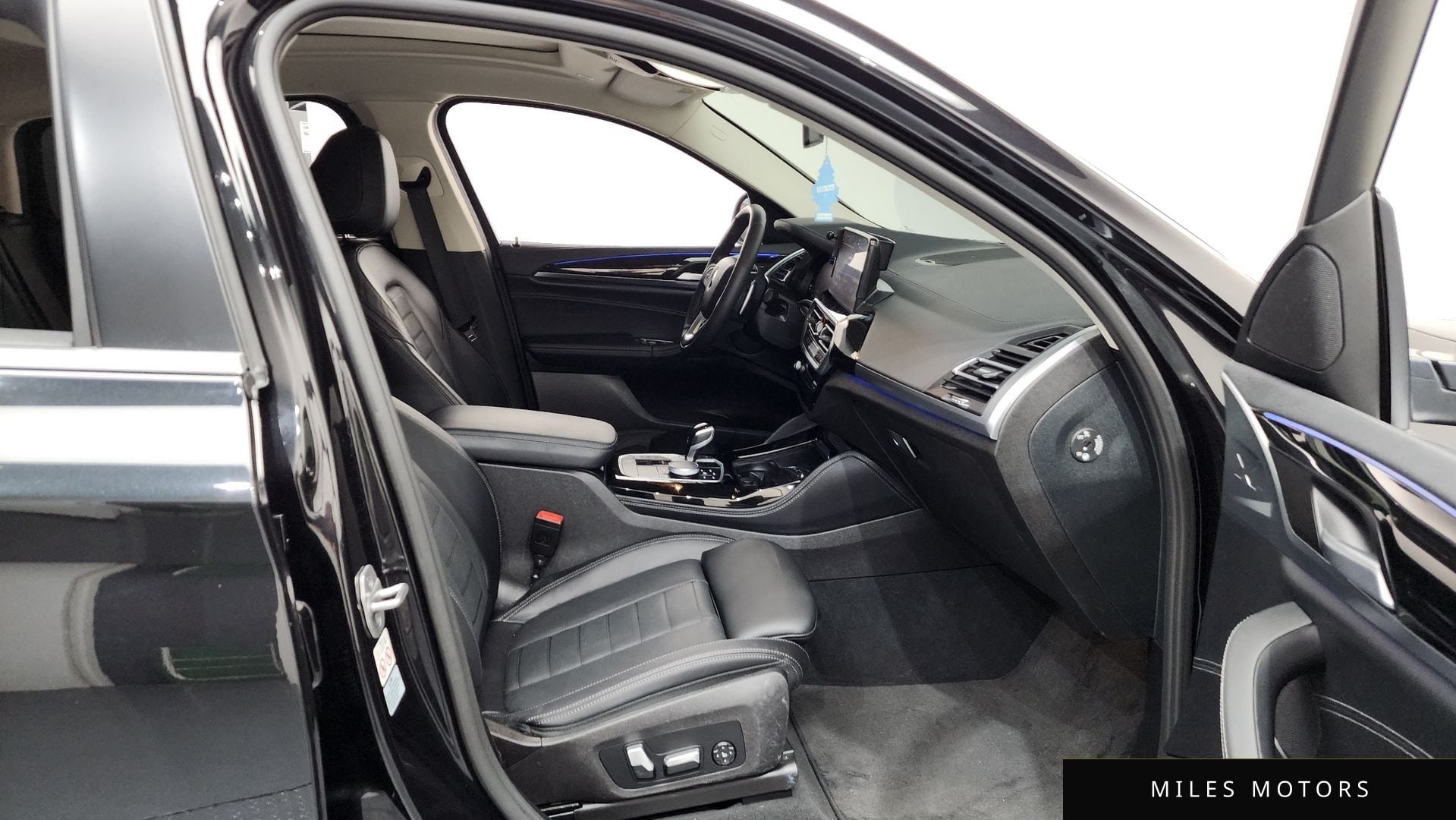 BMW X4 (G02) 2023 — миниатюра 11