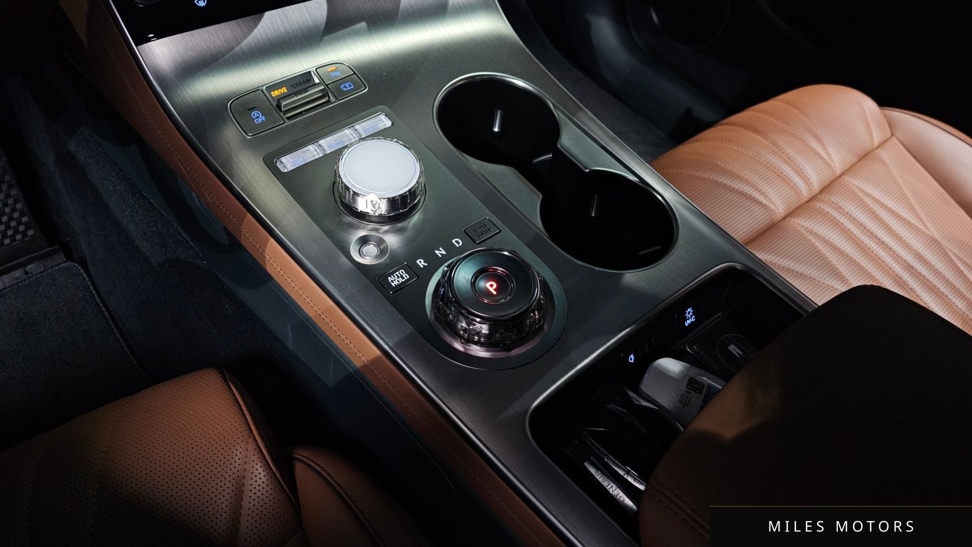 Genesis GV70 2025 — миниатюра 9