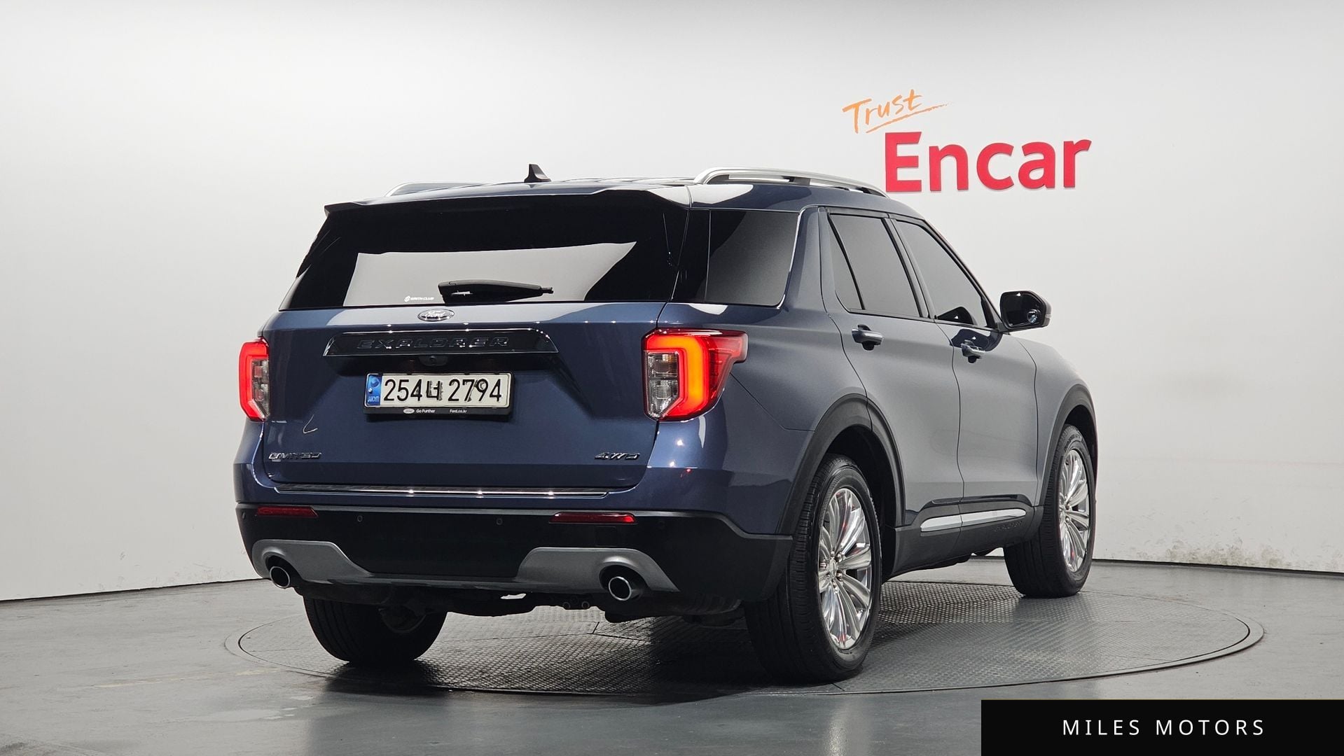 Ford Explorer 2021 — миниатюра 2