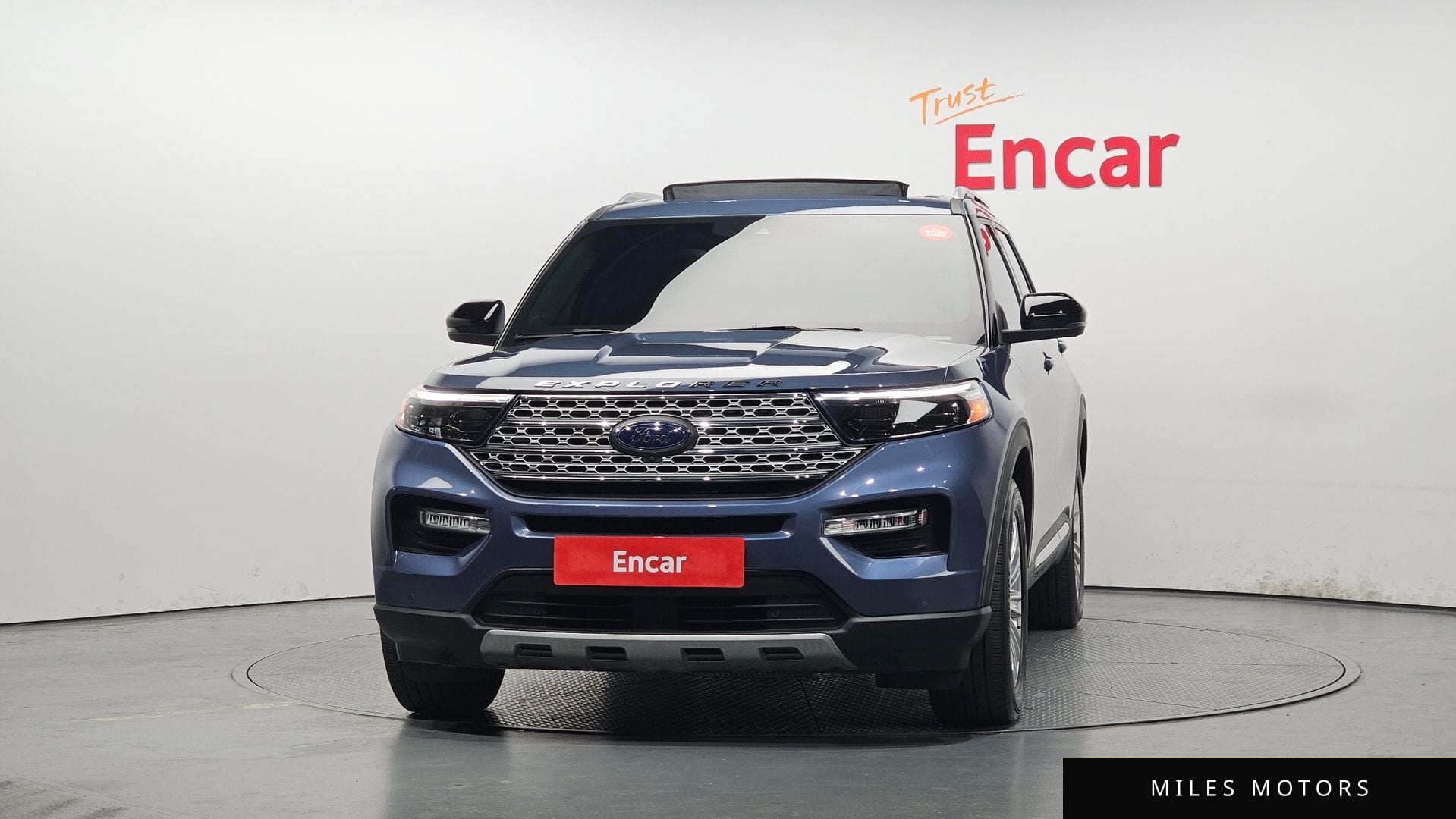 Ford Explorer 2021 — миниатюра 3