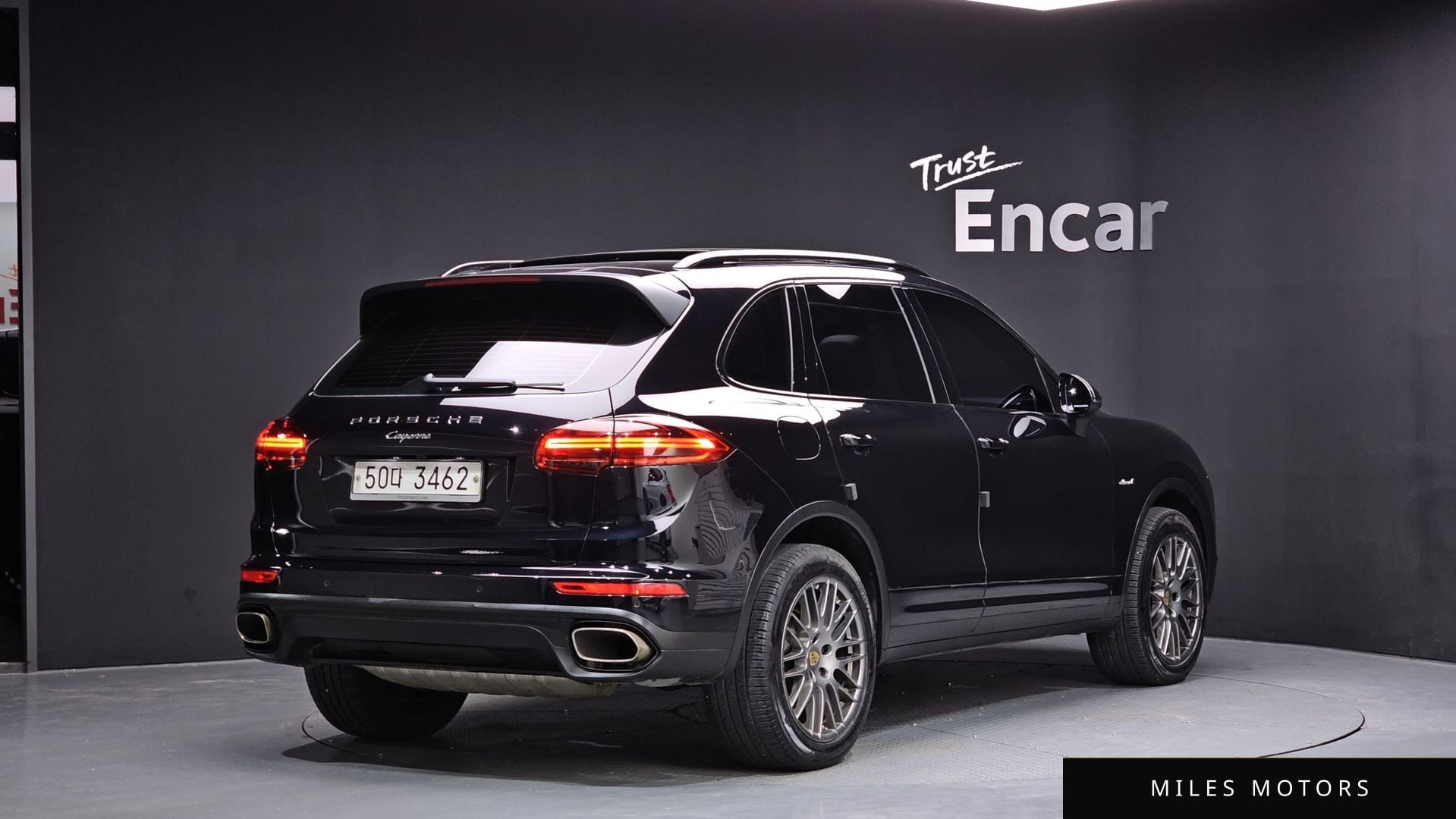 Porsche 카이엔 2015 — миниатюра 2
