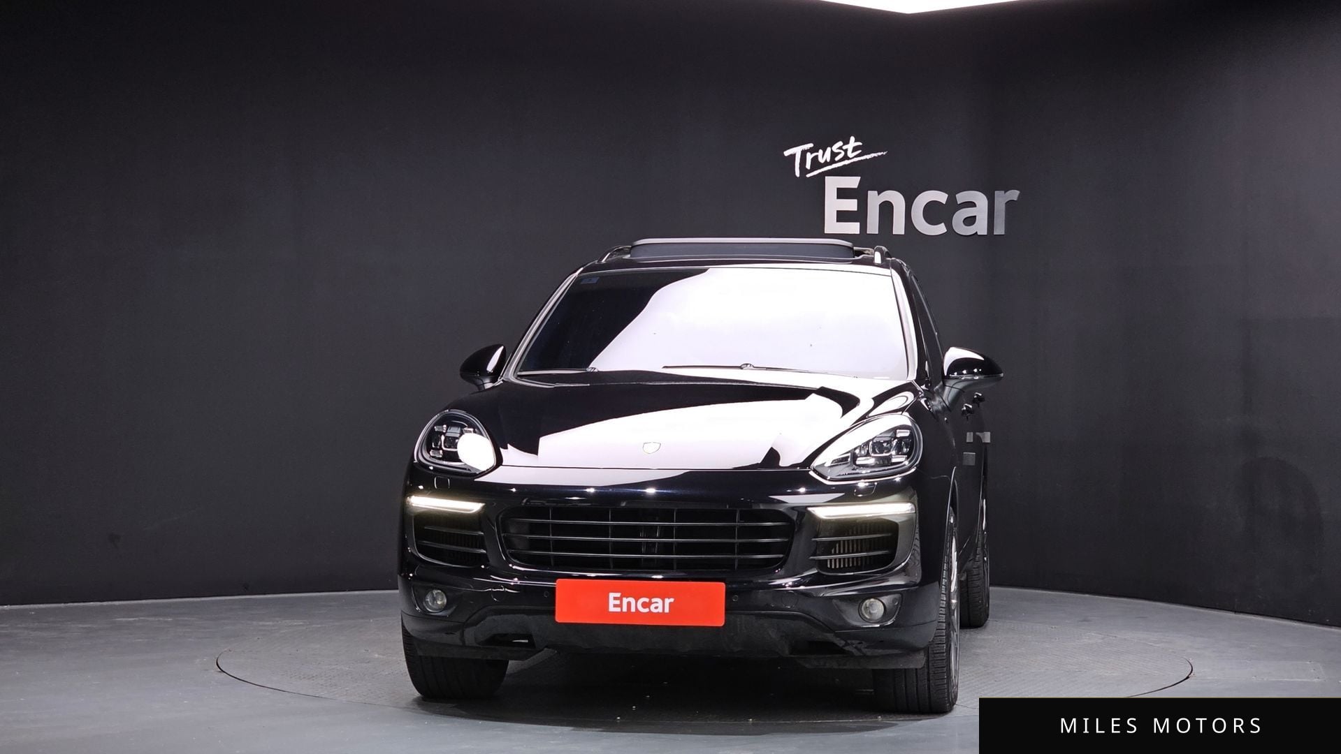 Porsche 카이엔 2015 — миниатюра 3