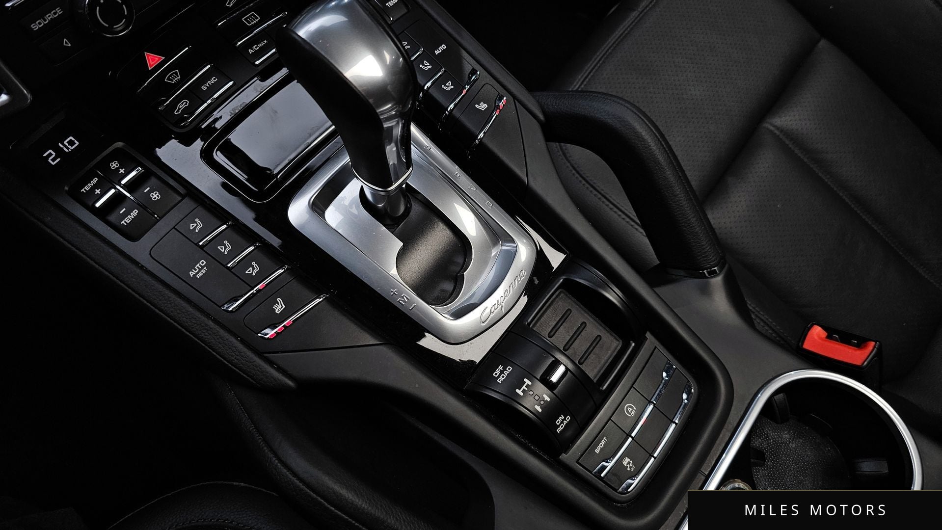 Porsche 카이엔 2015 — миниатюра 9
