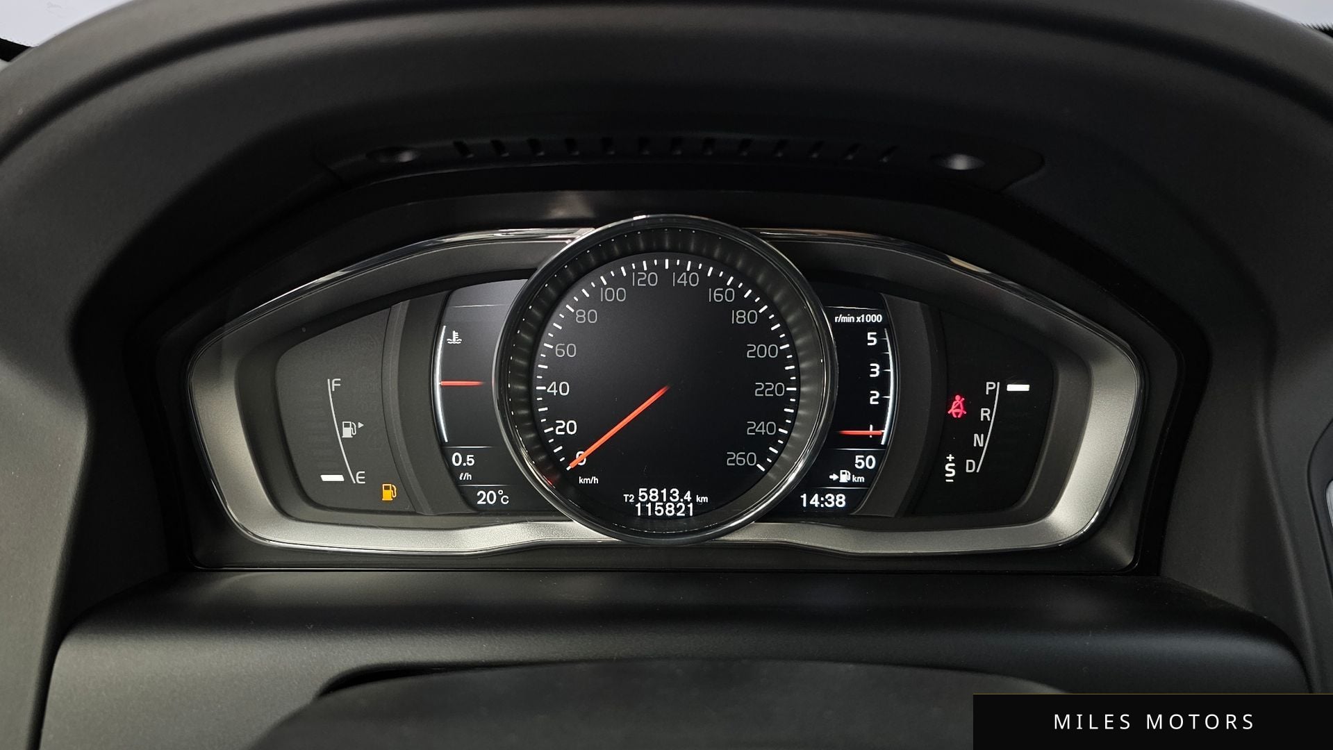Volvo XC60 2017 — миниатюра 8