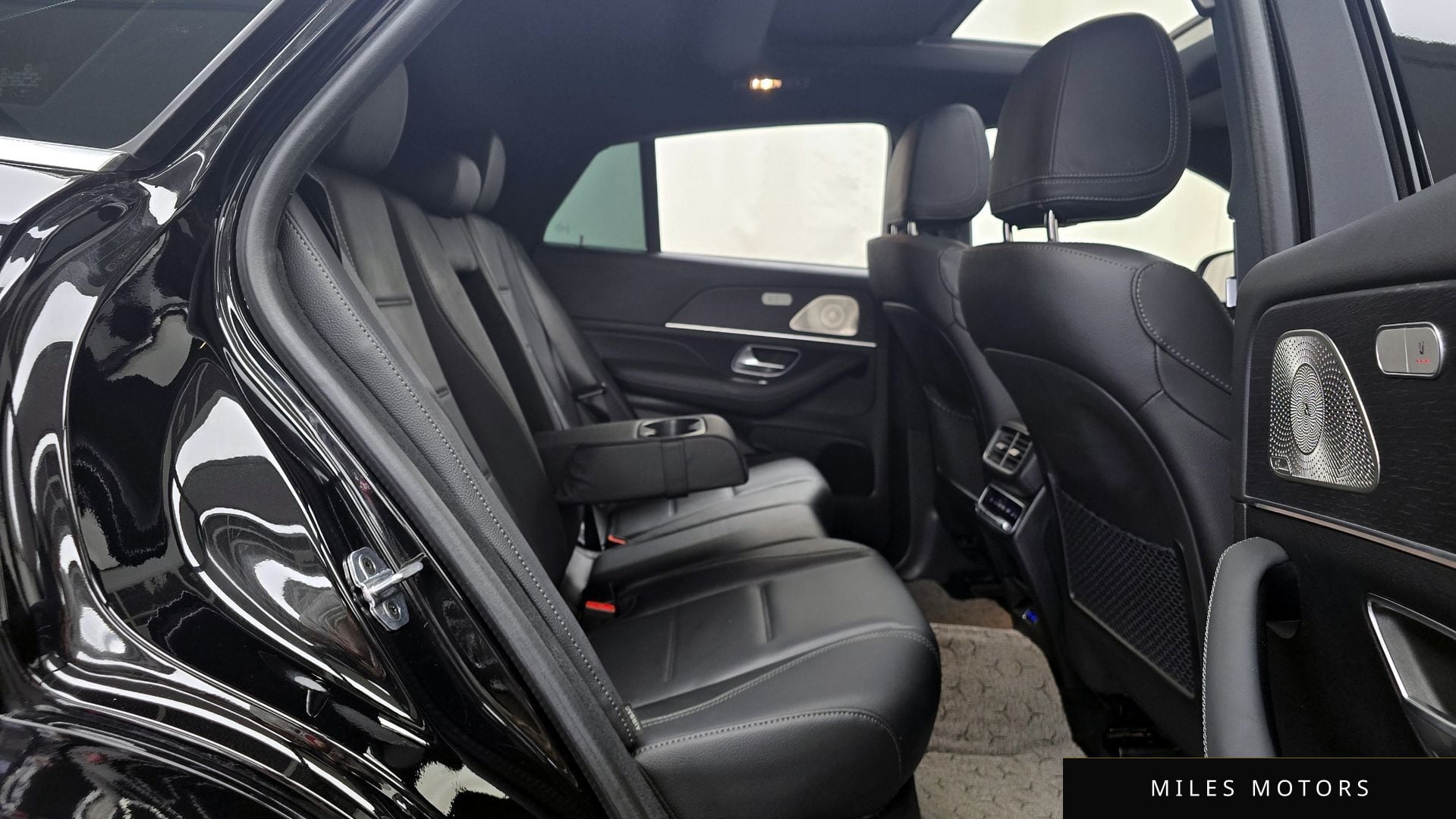 Mercedes-Benz GLE-Class W167 2024 — миниатюра 12