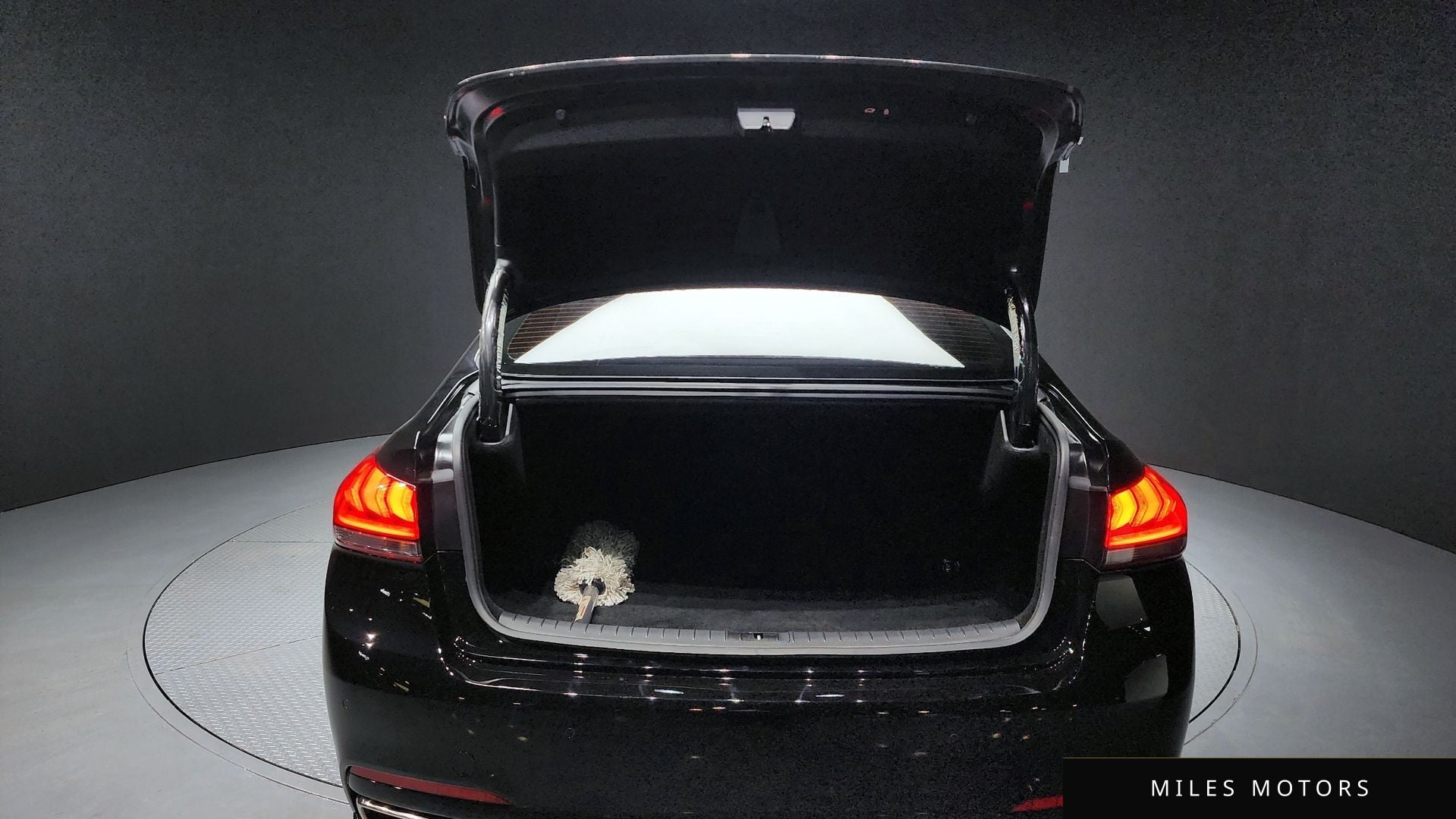 Genesis G80 2019 — миниатюра 20