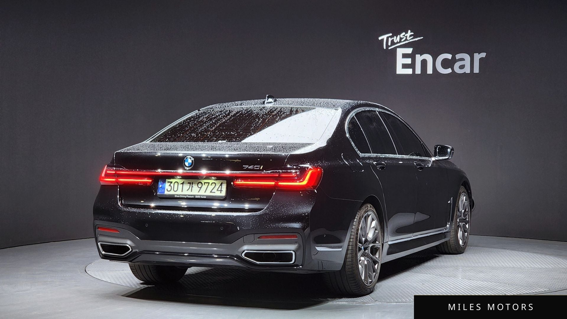 BMW 7 Series (G11) 2021 — миниатюра 2