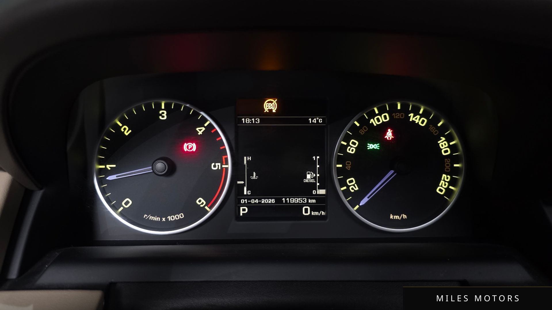 Land Rover Discovery 2016 — миниатюра 8