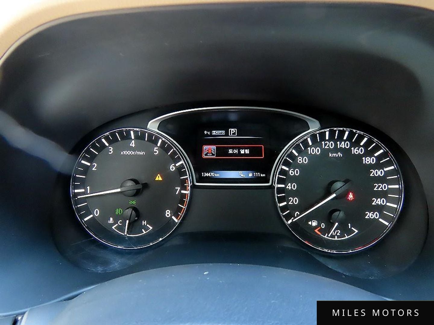 Nissan Pathfinder 2016 — миниатюра 9