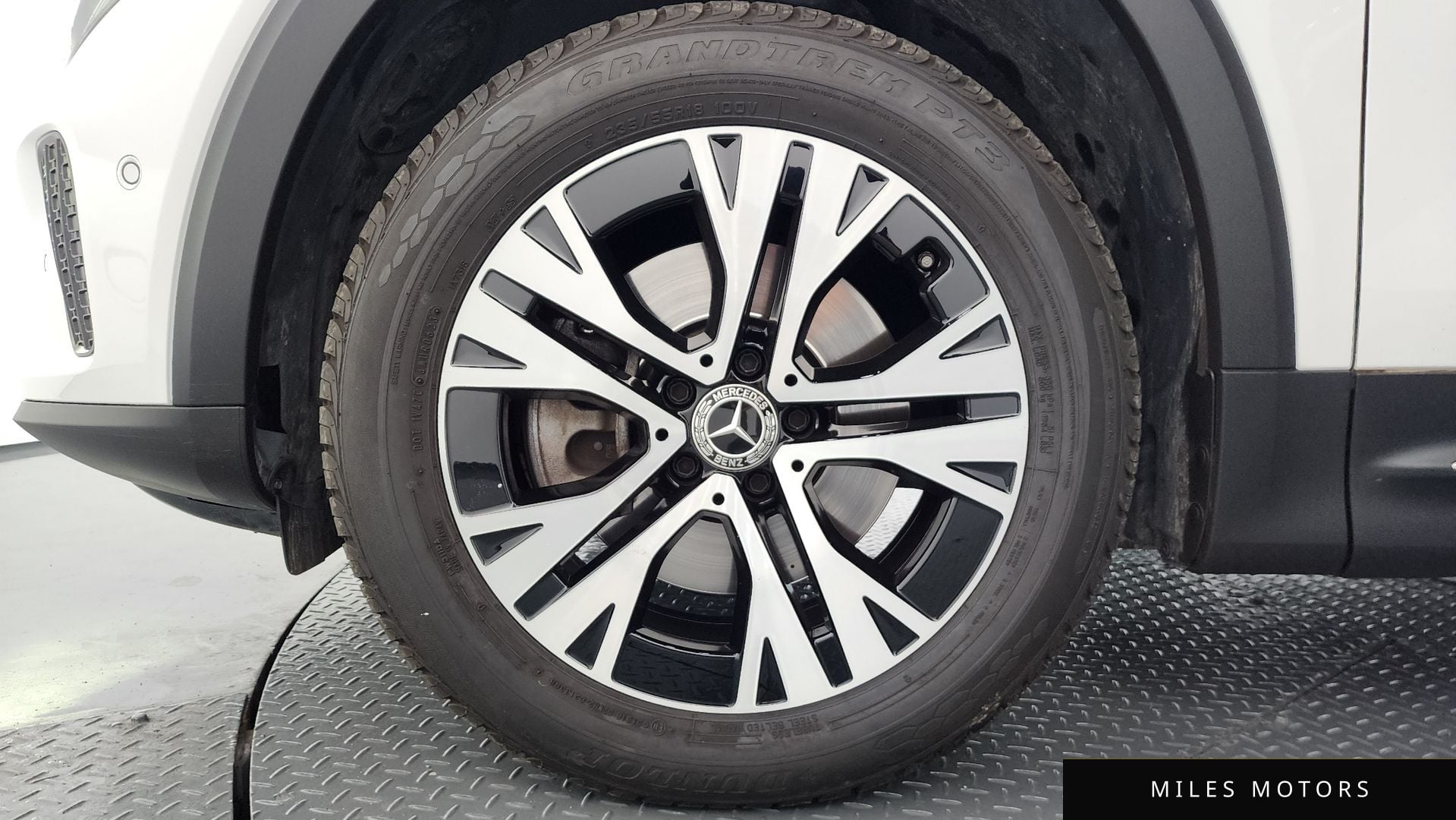 Mercedes-Benz GLB-Class X247 2024 — миниатюра 5