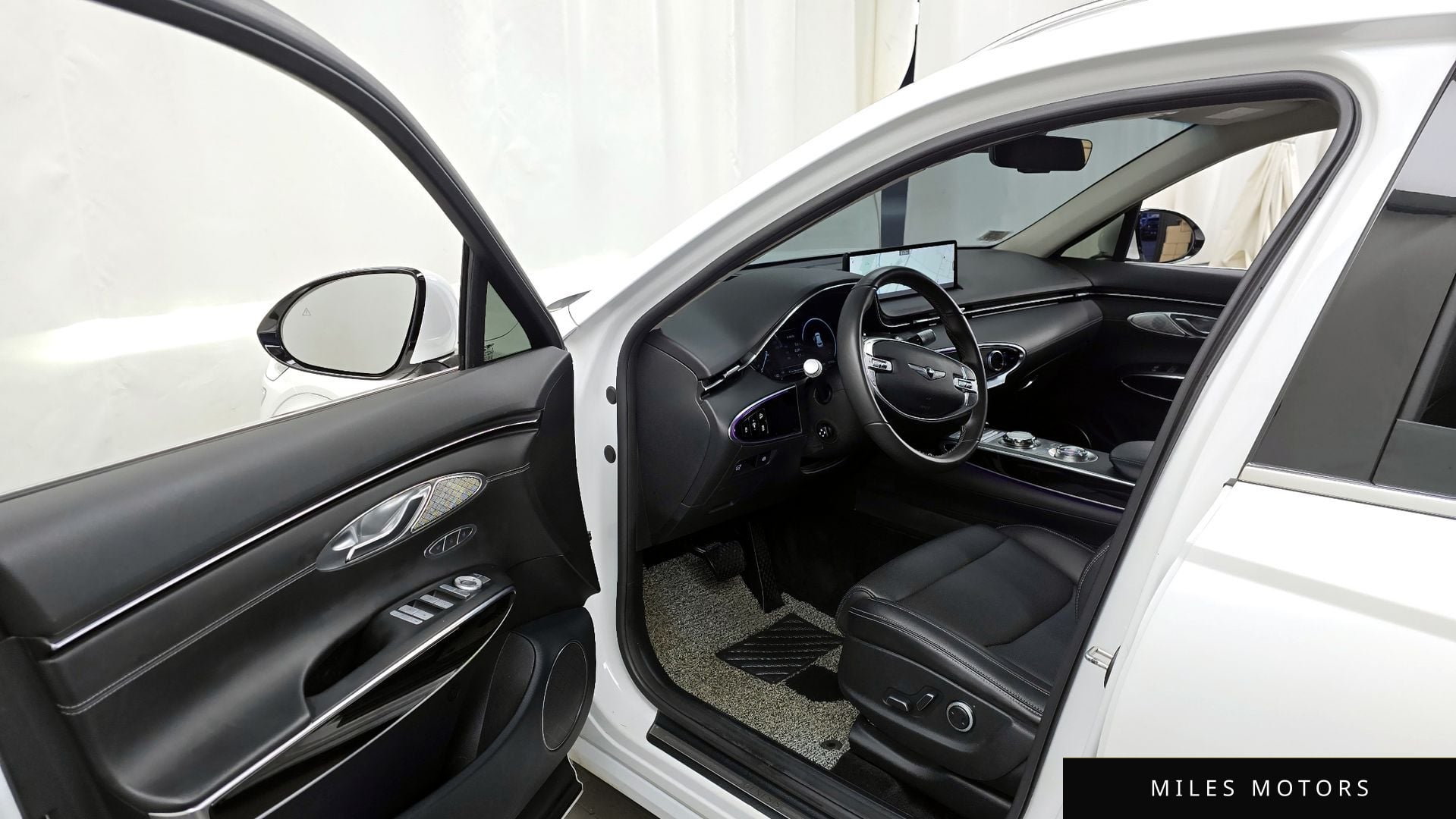 Genesis GV70 2022 — миниатюра 10