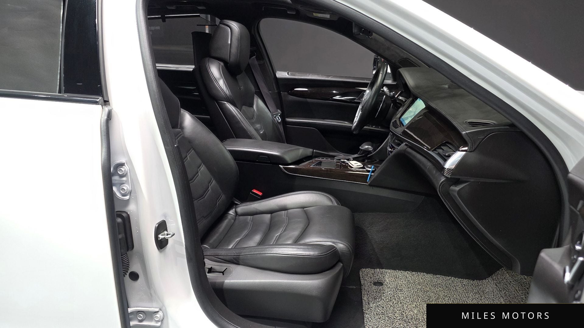 Cadillac CT6 2016 — миниатюра 10