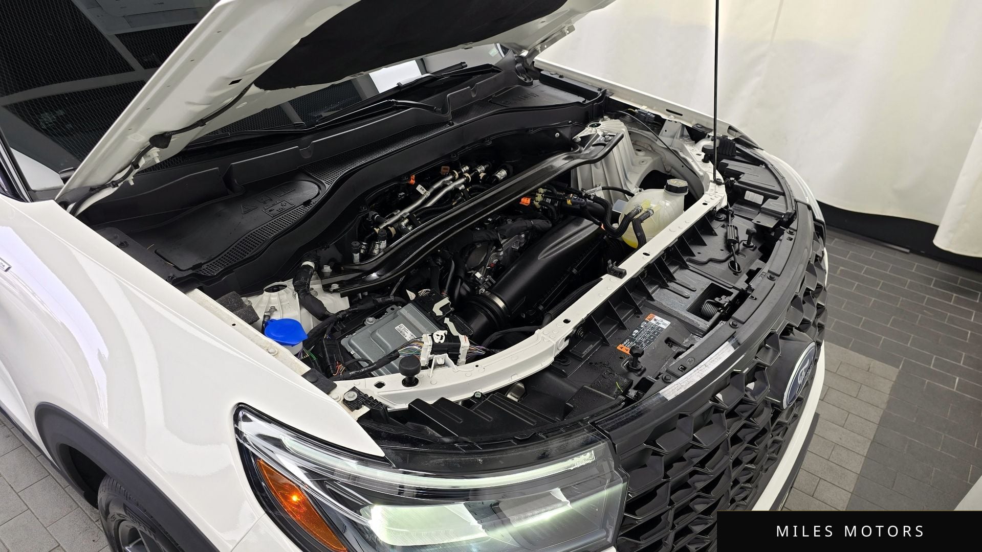 Ford Explorer 2025 — миниатюра 6