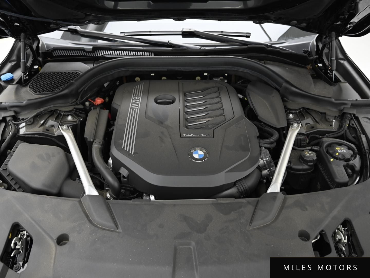 BMW 6 Series GT (G32) 2024 — миниатюра 6