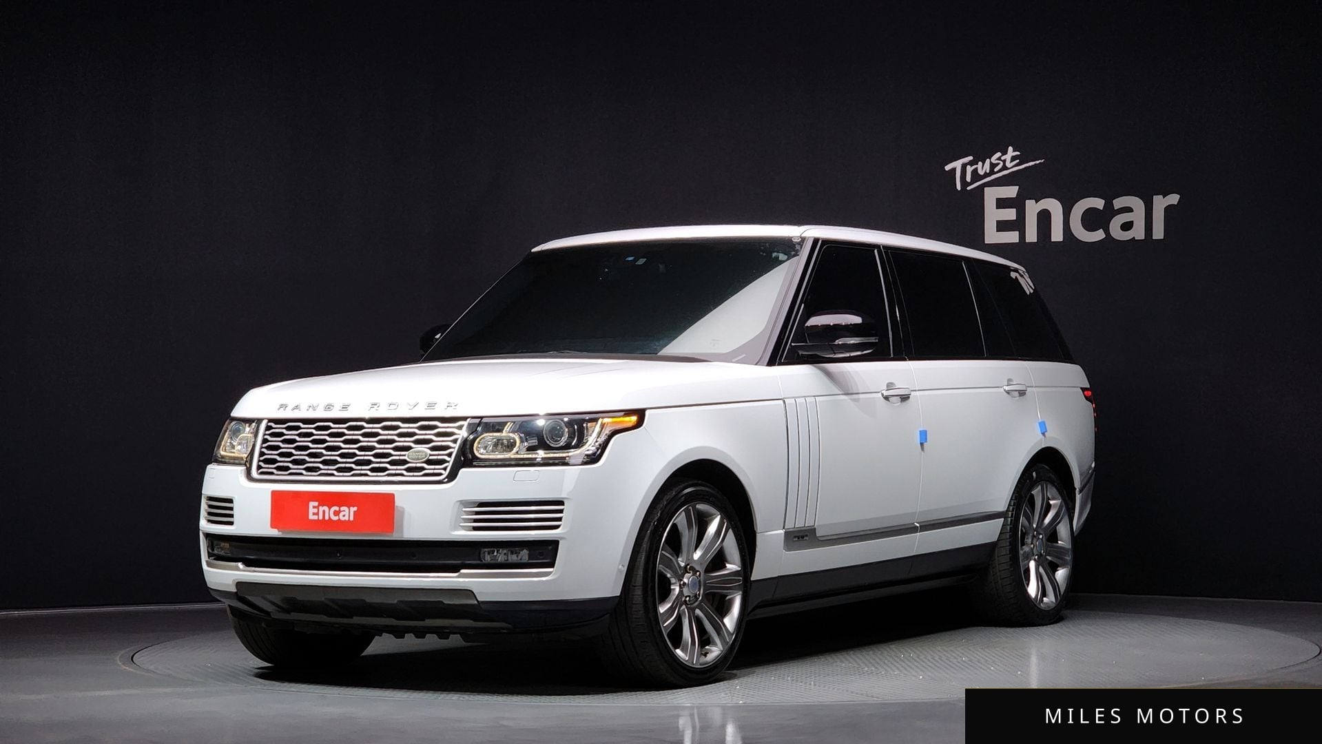 Land Rover Range Rover 2016 — фото 1 из 12