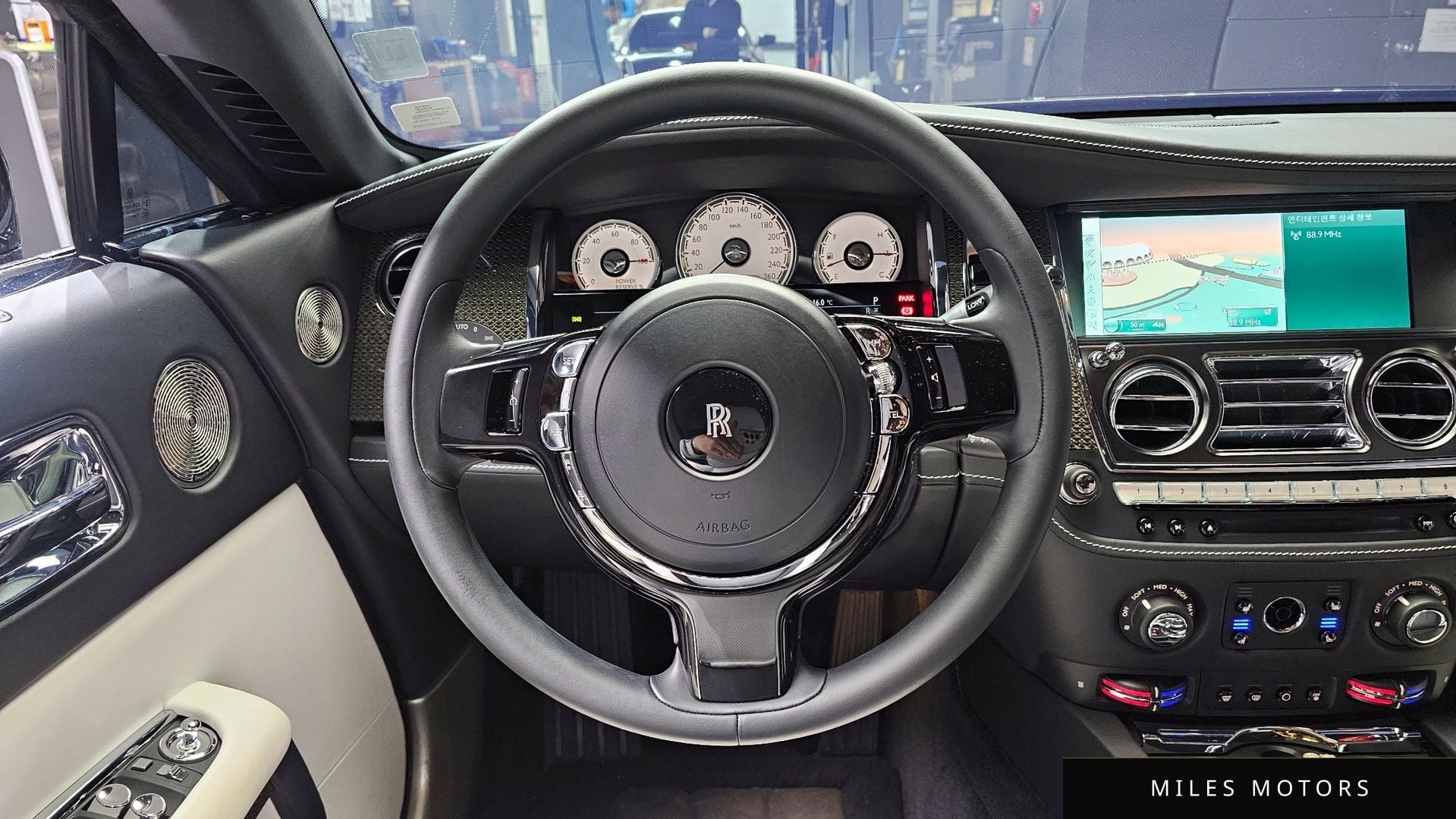 Rolls-Royce 레이스 2017 — миниатюра 15