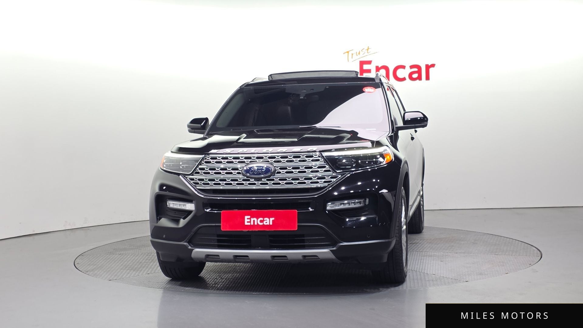 Ford Explorer 2021 — миниатюра 3