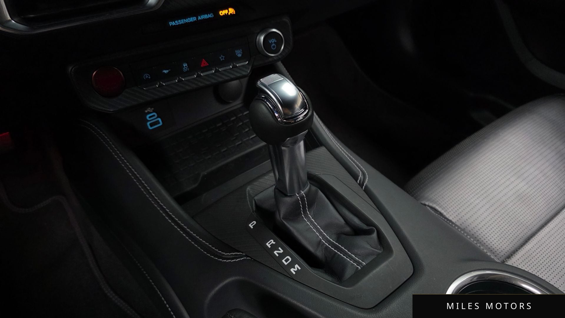 Ford Mustang 2024 — миниатюра 9