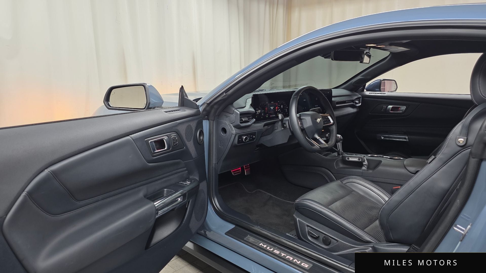 Ford Mustang 2024 — миниатюра 10