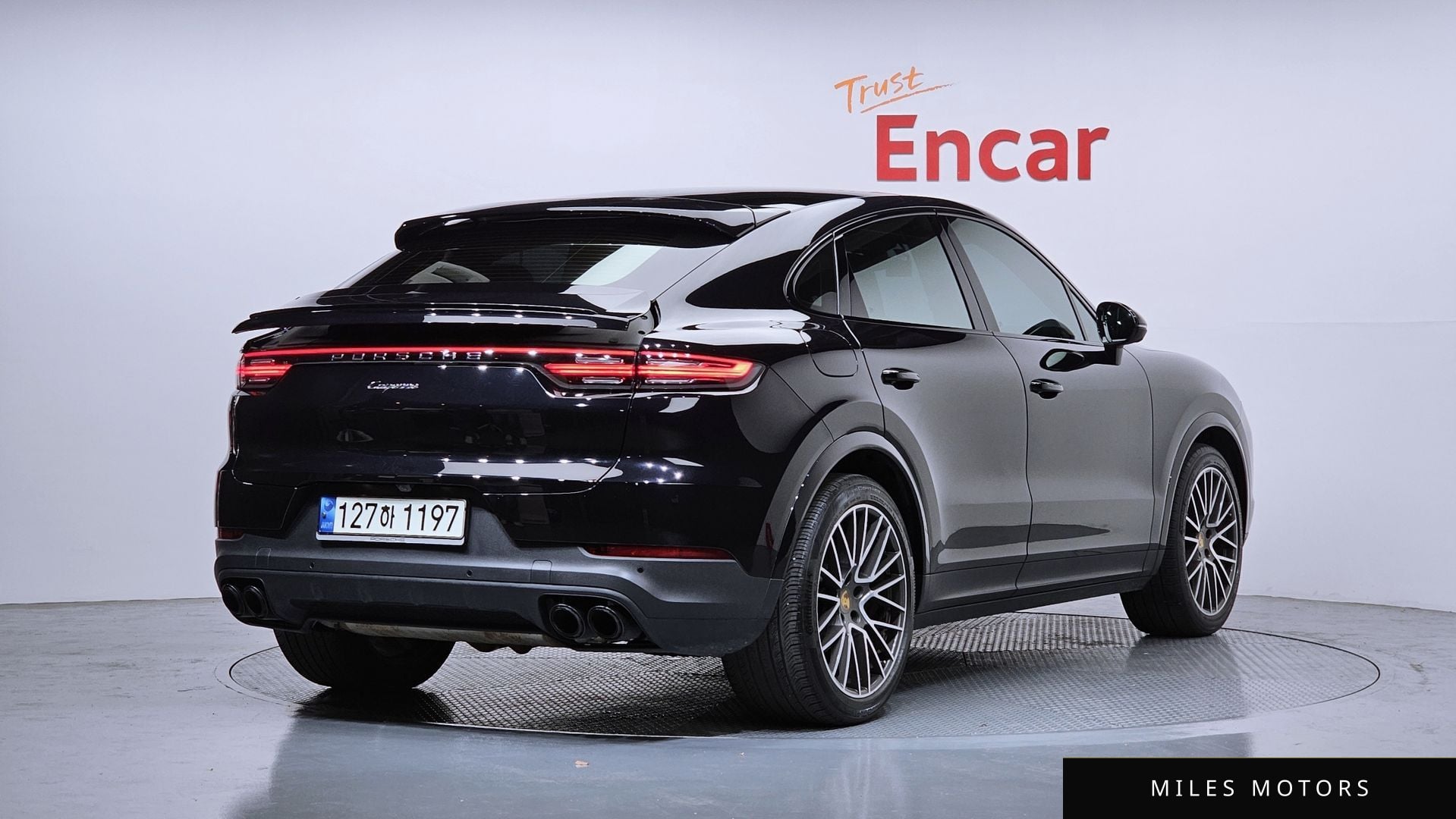 Porsche Cayenne 2021 — миниатюра 2