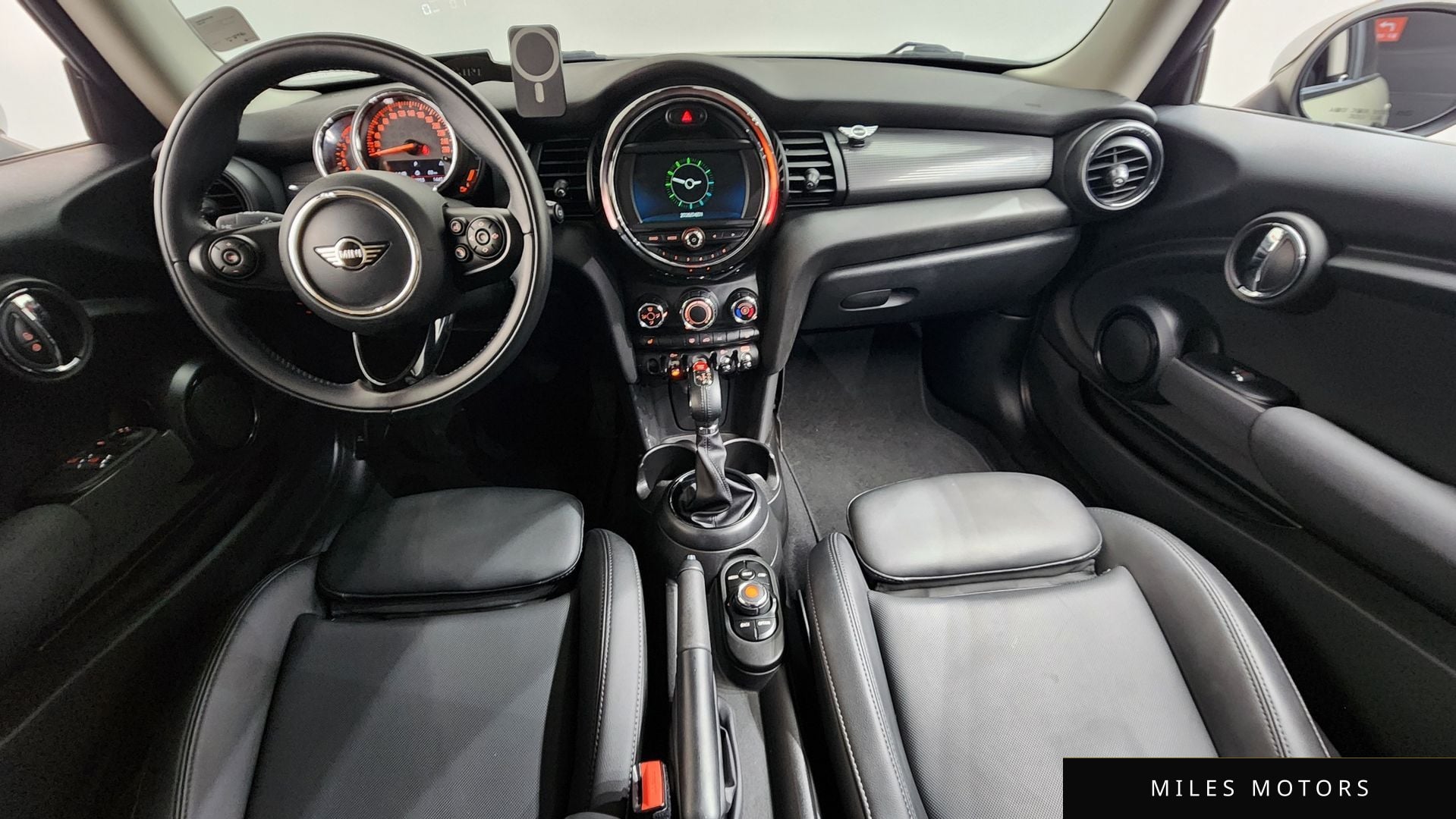 MINI 쿠퍼 2019 — миниатюра 7