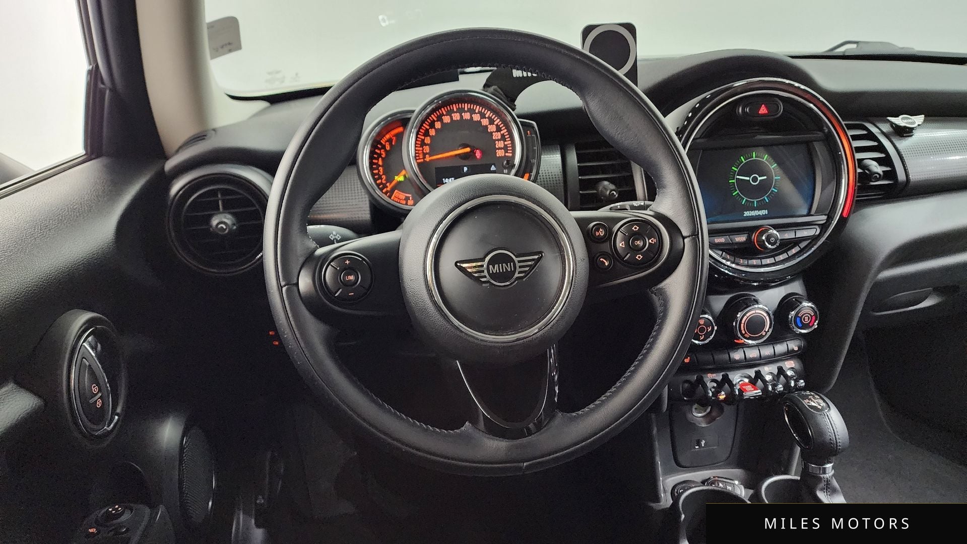 MINI 쿠퍼 2019 — миниатюра 13