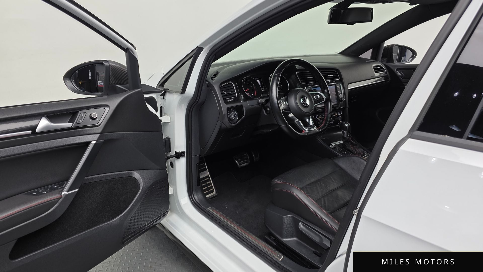 Volkswagen Golf 2015 — миниатюра 10