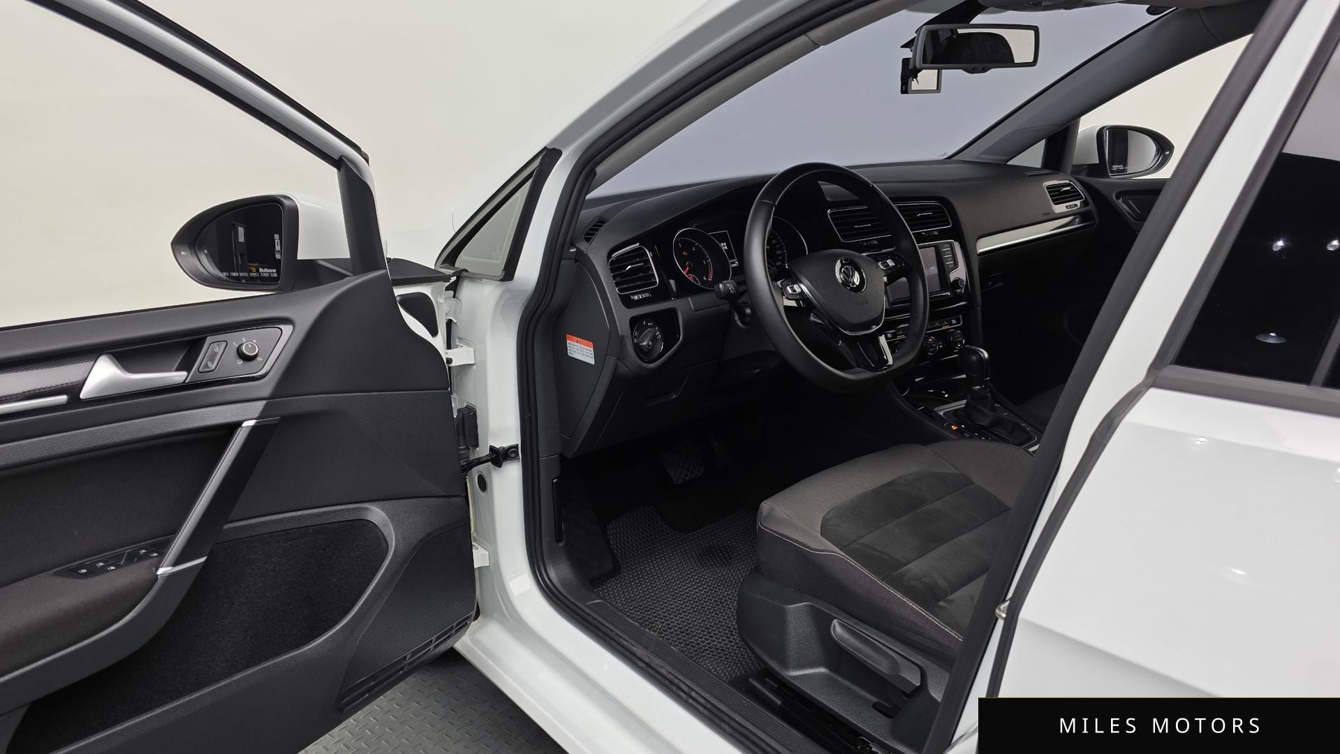 Volkswagen 골프 2016 — миниатюра 10