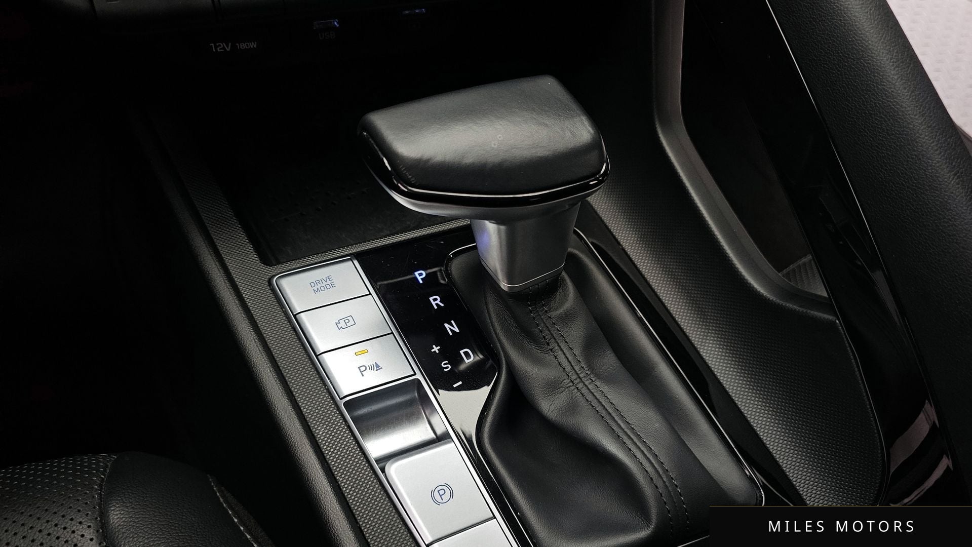 Hyundai AVANTE 2021 — миниатюра 9