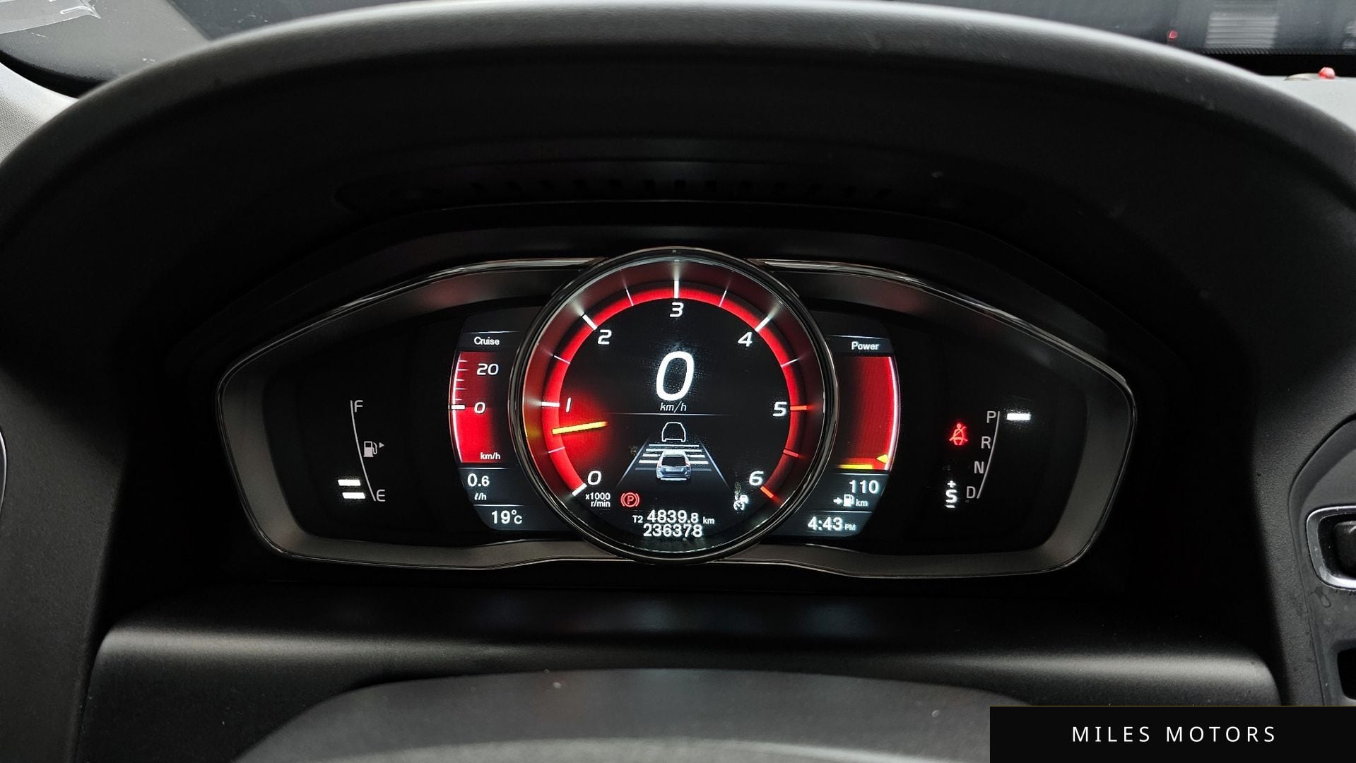 Volvo XC60 2015 — миниатюра 8