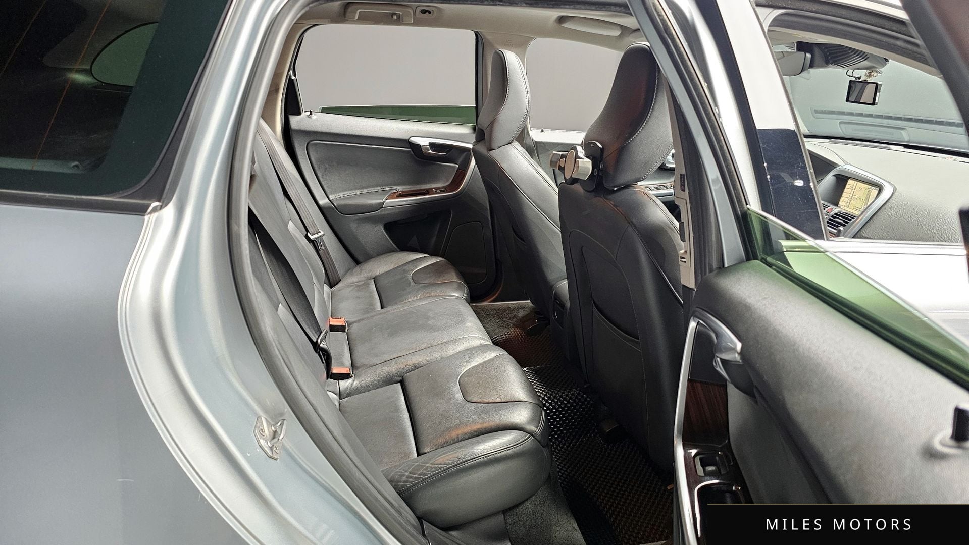 Volvo XC60 2015 — миниатюра 12