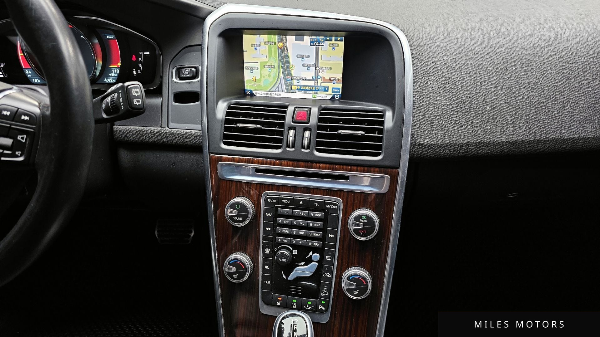 Volvo XC60 2015 — миниатюра 14
