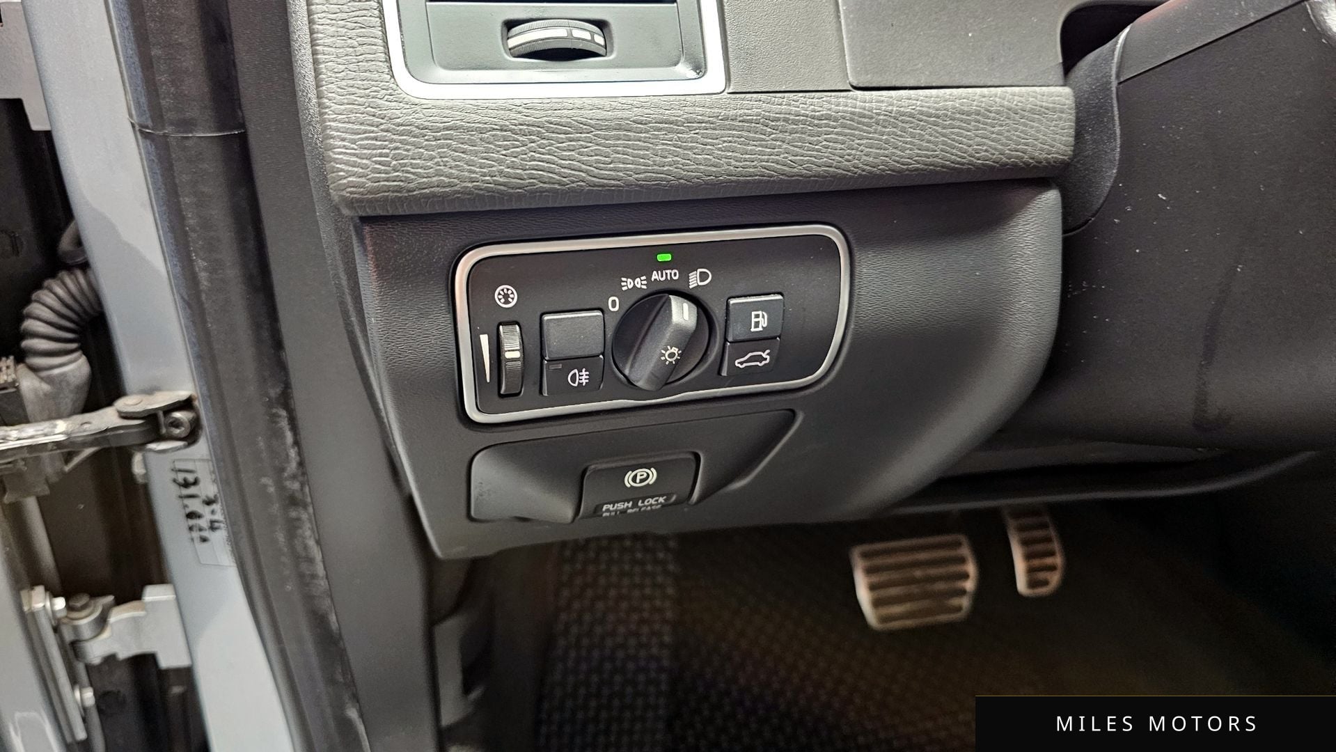 Volvo XC60 2015 — миниатюра 17