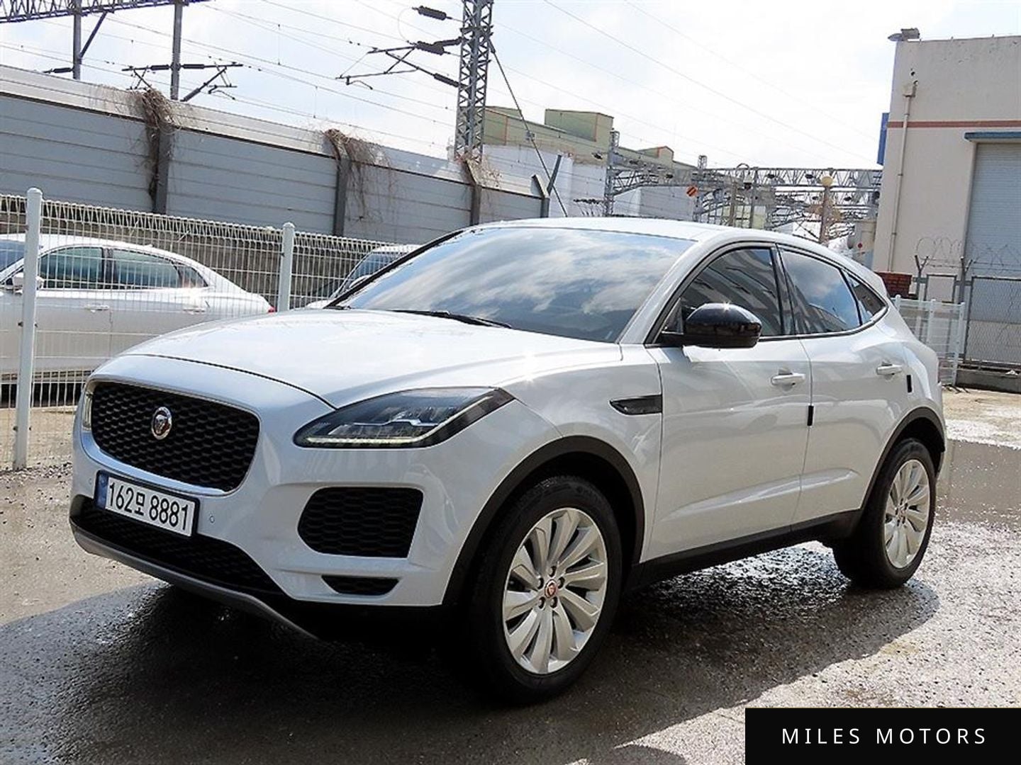 Jaguar E-PACE 2018 — миниатюра 2