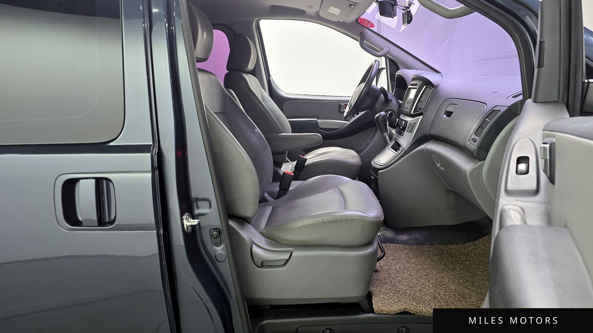 Hyundai Starex 2019 — миниатюра 10