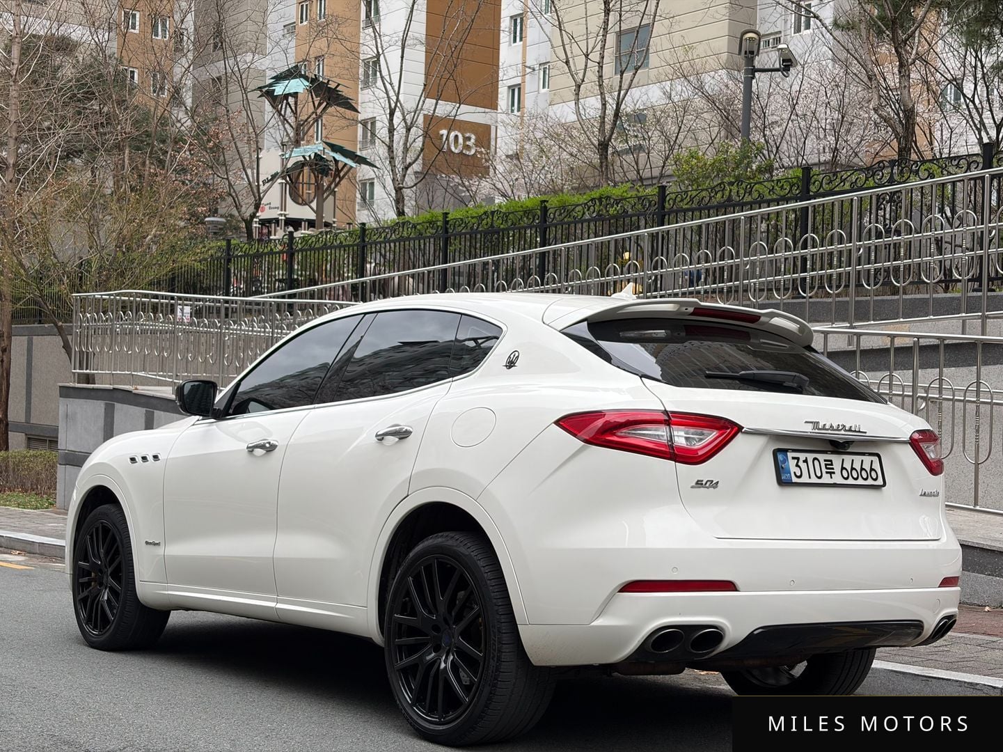 Maserati Levante 2018 — миниатюра 2