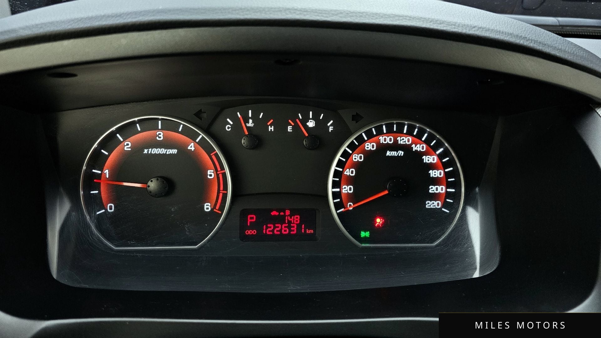 KG Mobility KORANDO 2014 — миниатюра 8