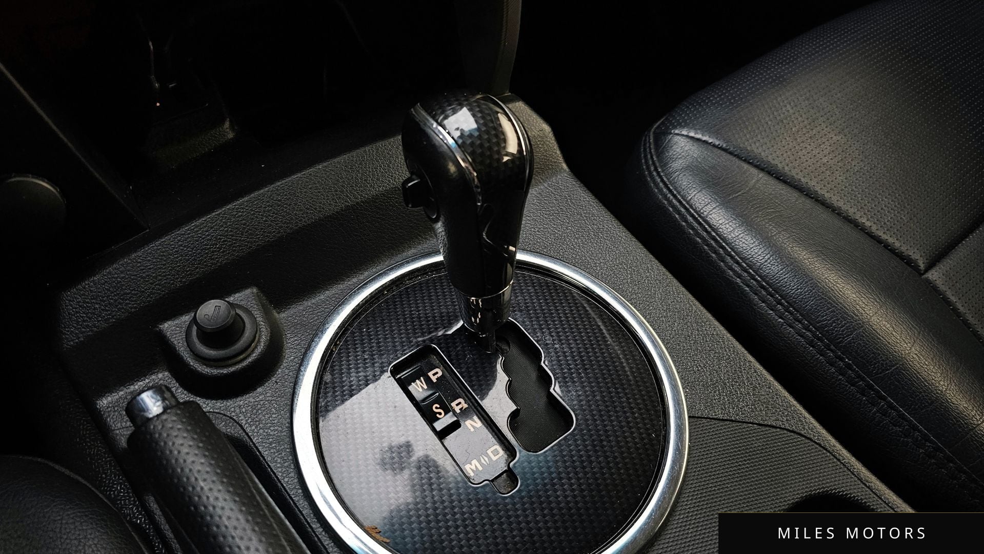 KG Mobility KORANDO 2014 — миниатюра 9