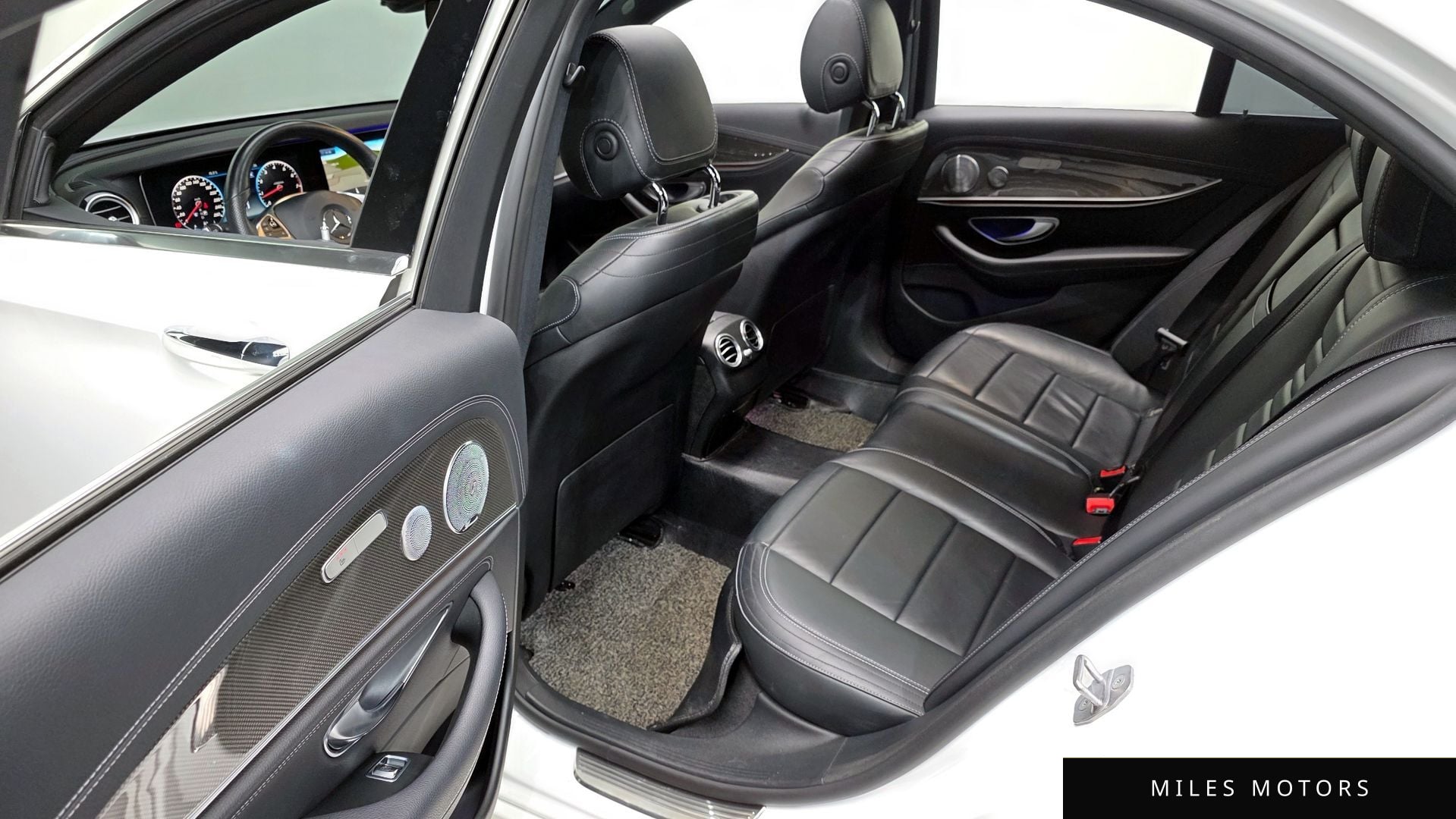 Mercedes-Benz E-Class W213 2018 — миниатюра 12