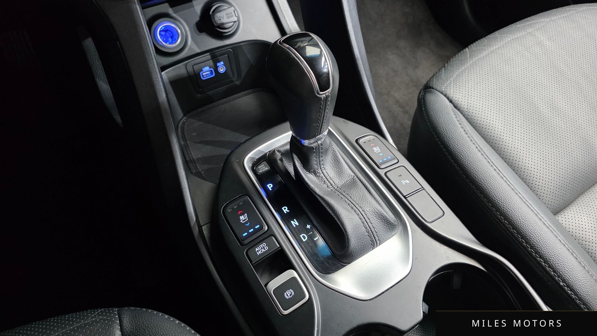 Hyundai Santafe 2018 — миниатюра 9