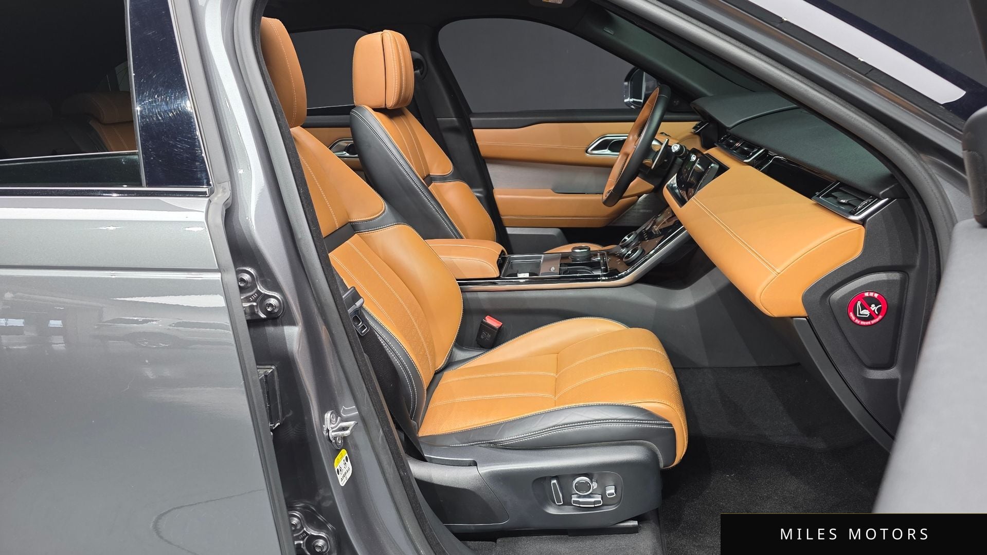 Land Rover Range Rover Velar 2019 — миниатюра 11