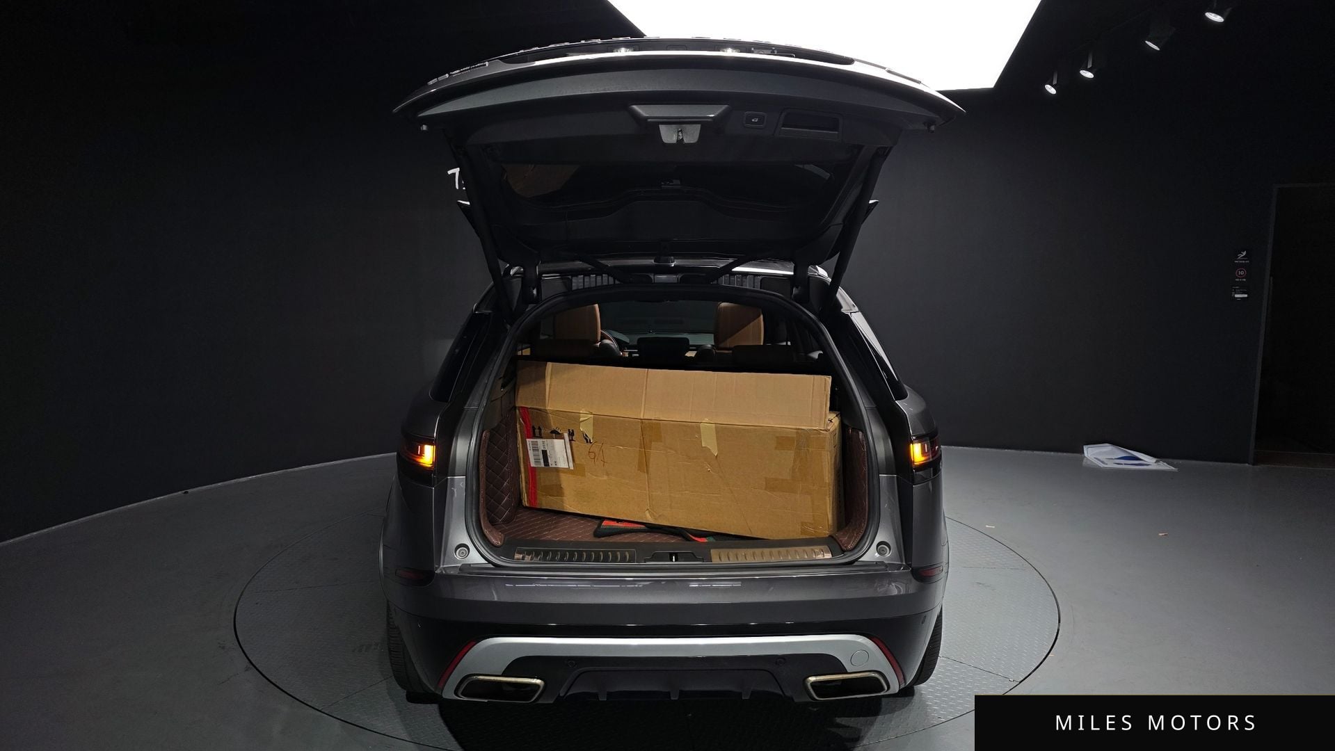 Land Rover Range Rover Velar 2019 — миниатюра 20