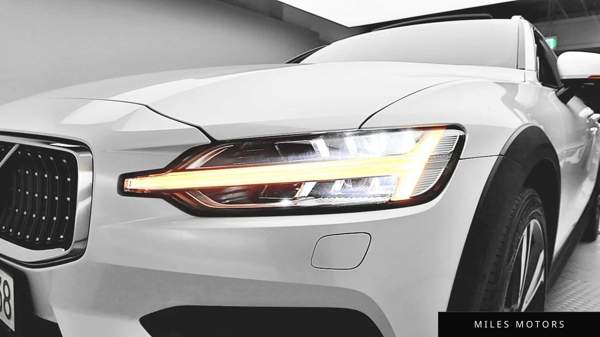 Volvo V60 2021 — миниатюра 3