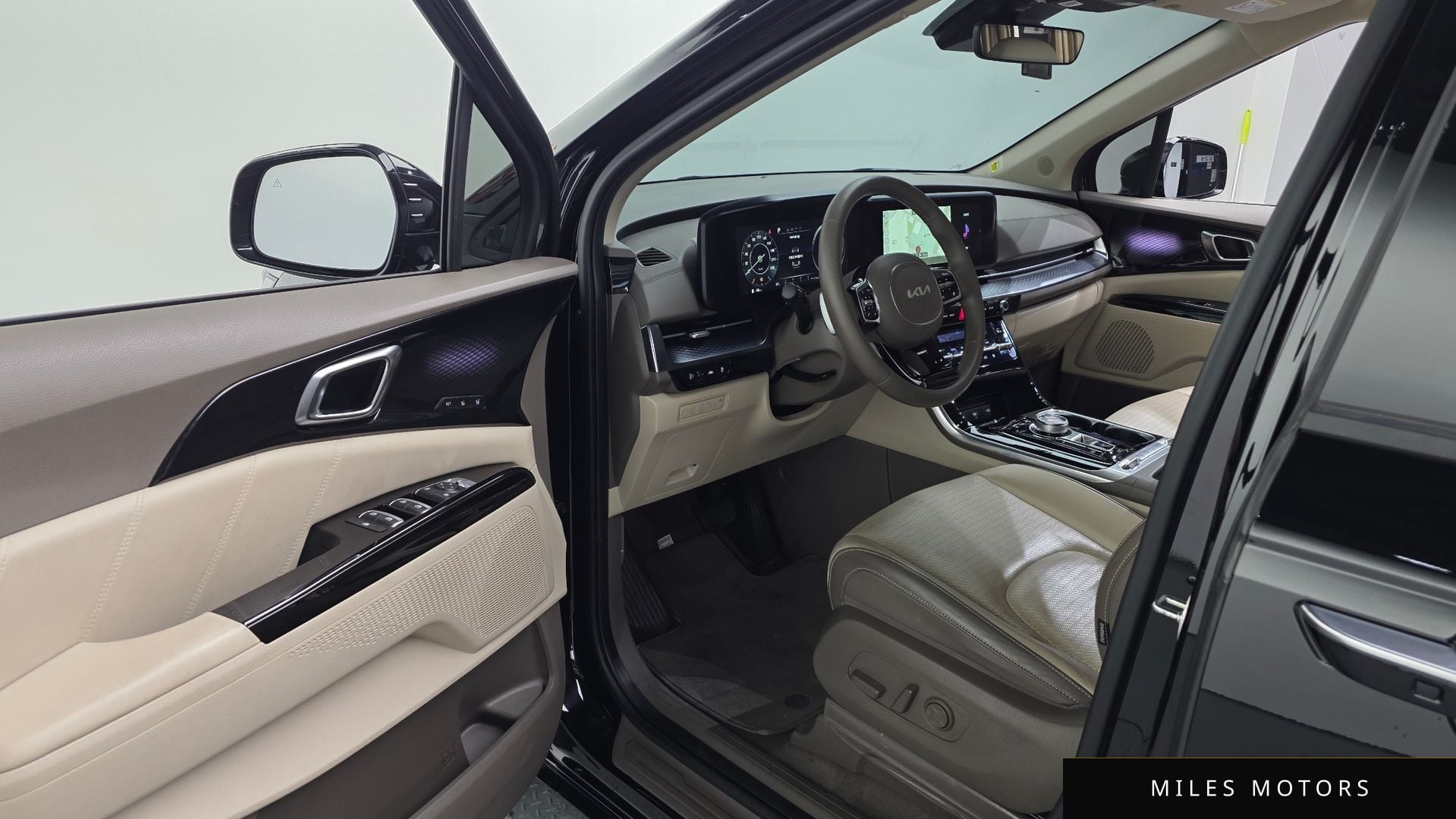 Kia Carnival 2023 — миниатюра 10