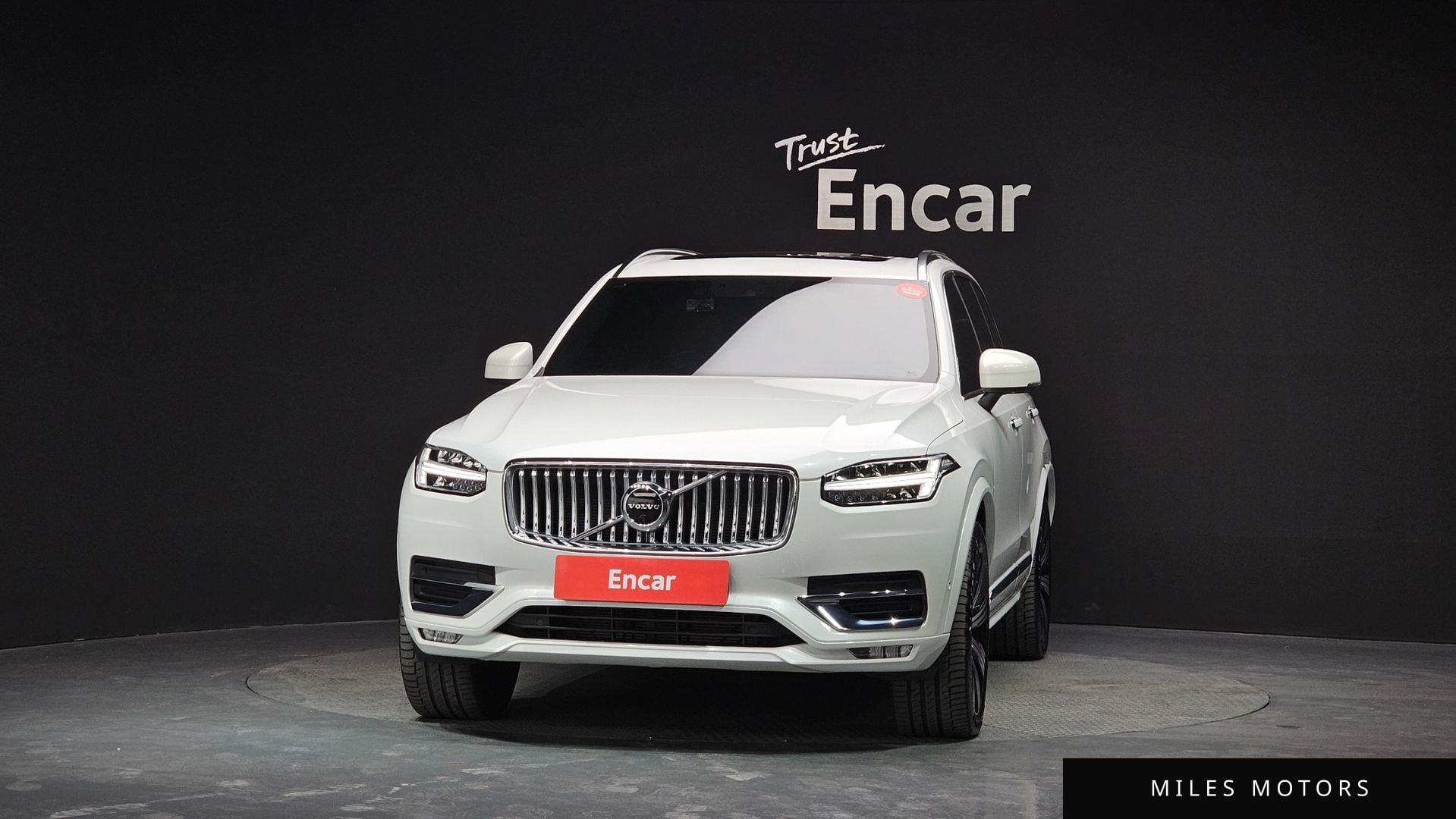 Volvo XC90 2022 — миниатюра 3